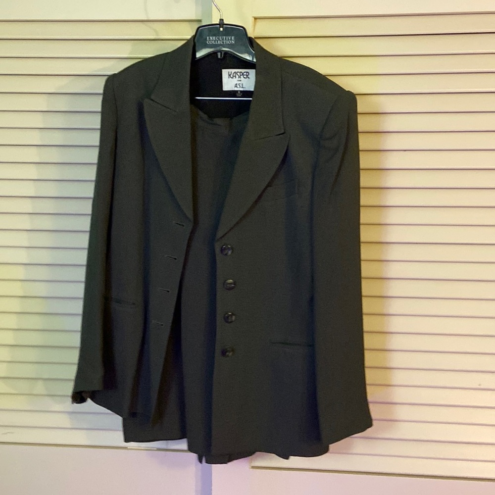 Kasper dark green suit. Jacket and skirt. 8